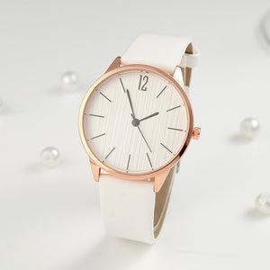 Women’s Personalized Quartz Watch – Minimalist Fashion Leather Strap Wristwatch