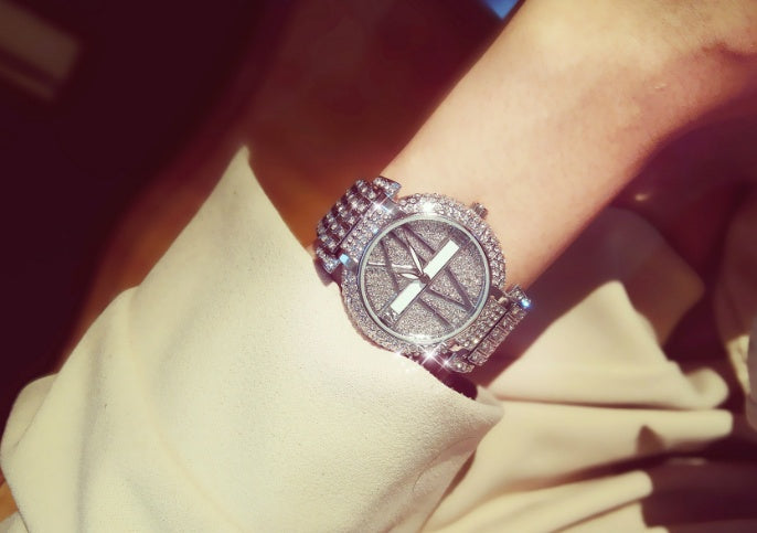 Women's Luxury Watch – Golden & Silvery