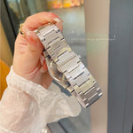 Women's Quartz Watch – Elegant Timepiece