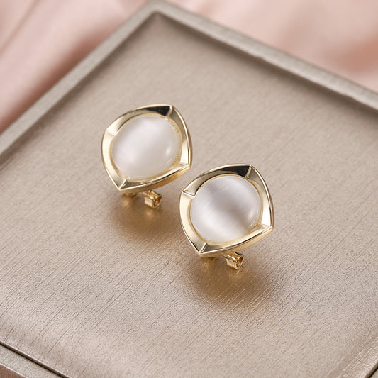 High-End Gold Floral Earrings – 14K Gold Plated Opal & Zircon Retro Luxury Earrings for Women
