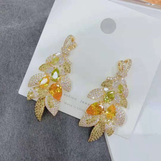 Women’s Zircon Flower Stud Earrings – Light Luxury Floral Crystal Earrings (Red, Yellow, Green)
